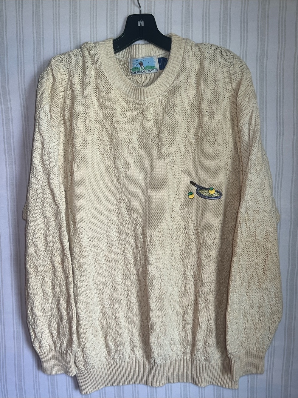 Mens Vintage 1990’s Cable Knit Crewneck in Cream w tennis embroidery